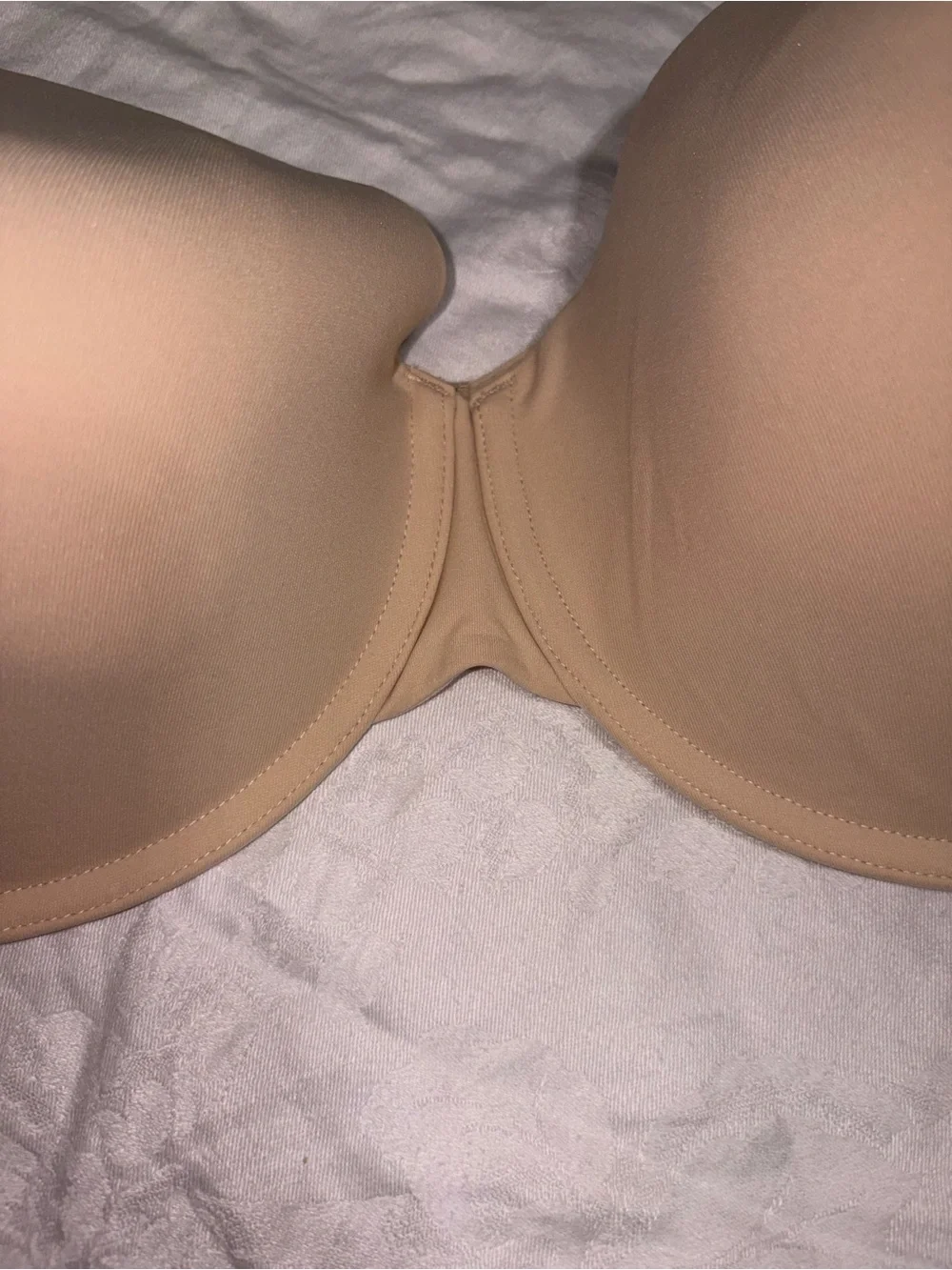 SKIMS *NWT FITS EVERYBODY T-SHIRT BRA